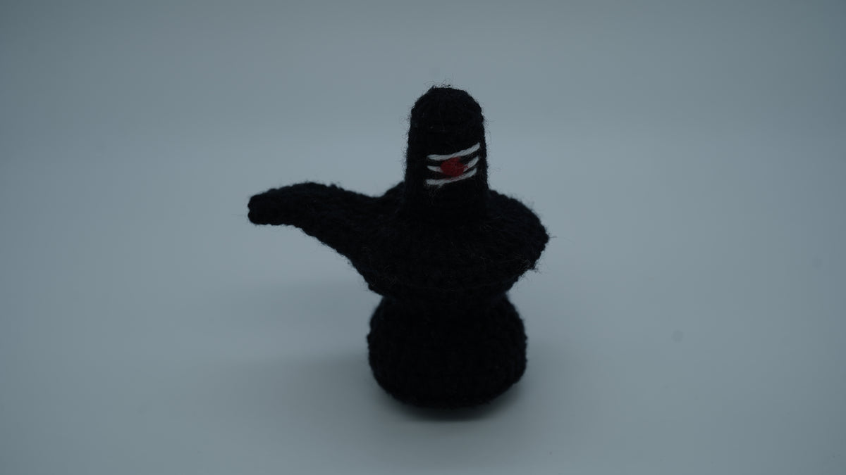 Handmade Crochet Shivling with Tripundra Tilak – Lord Shiva Decorative Idol